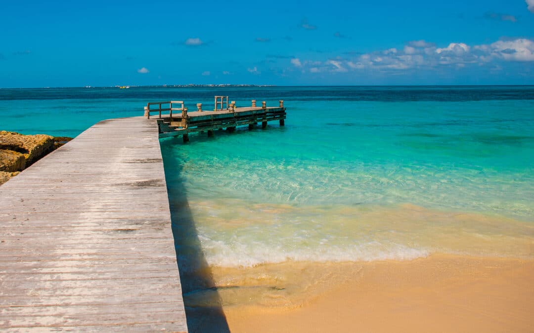 white sand beach of Caribbean sea in Cancun Mexico